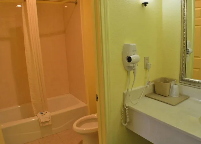 Motel Scottish Worth 2*